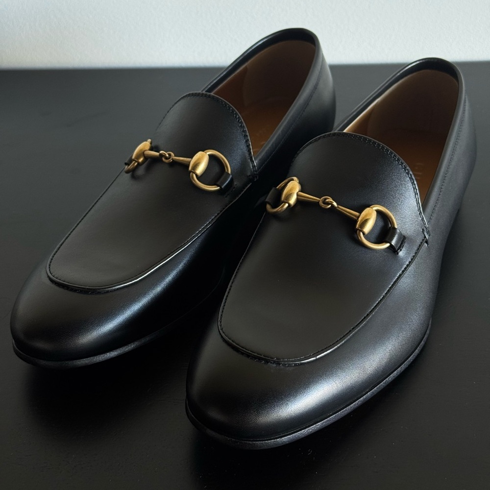 Gucci Black Leather Loafers with Gold Horsebit